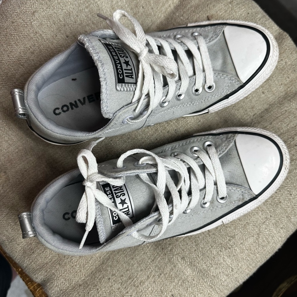 Size 7 converse all star